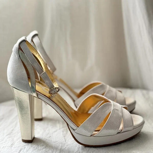 Sandalia modelo Irene