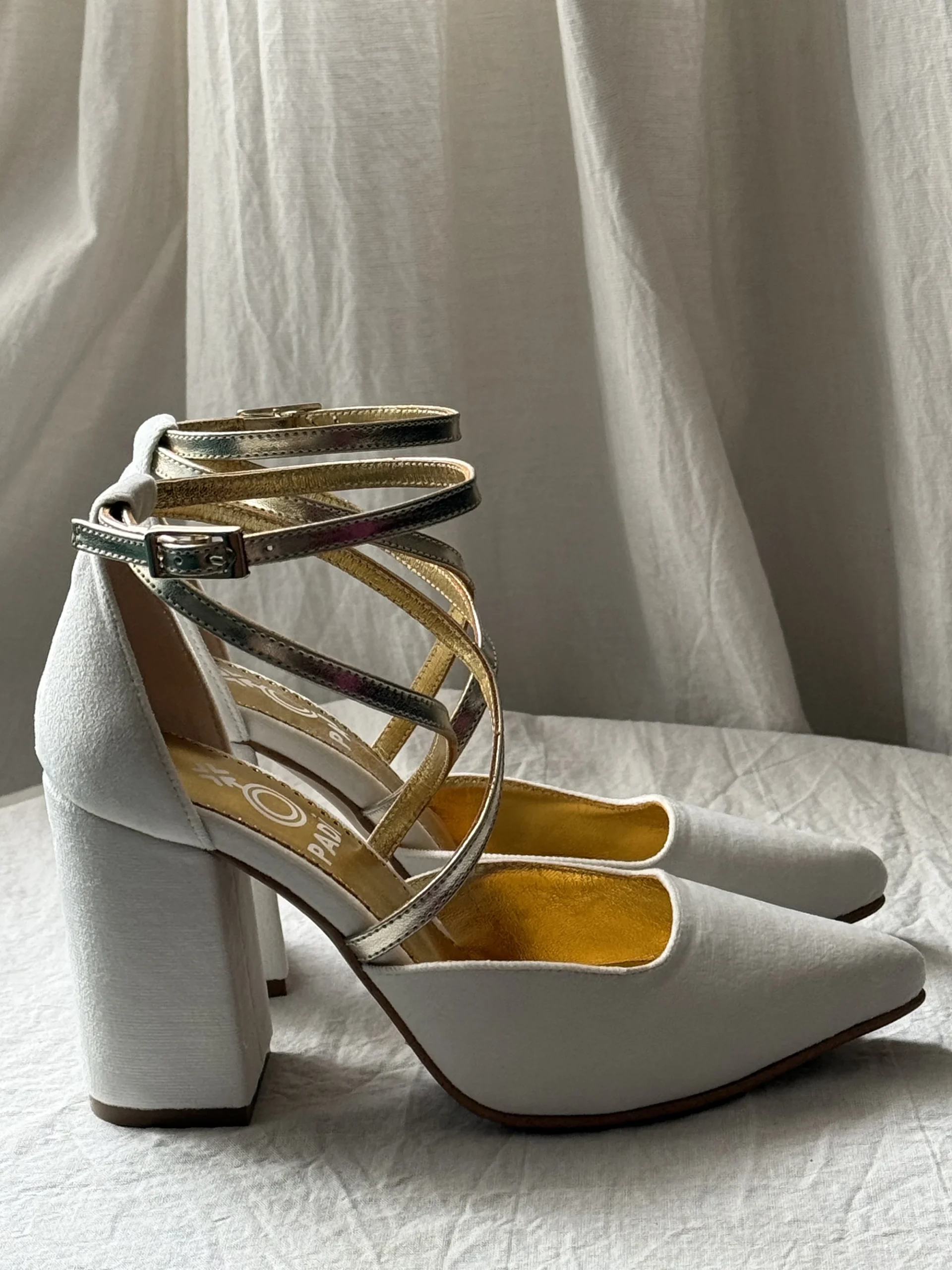 Zapatos de terciopelo modelo Patricia